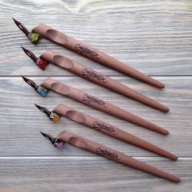 Универсальный косой держатель Calligraphica Косуля, берёза //instashop