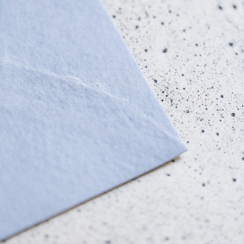 Бумага ручного литья Classic Perfection, конверт с треугольным клапаном 13х18 (Светло голубой)